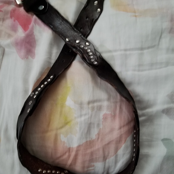 Buckle-up leather belt w/grommets and rhinestones - Picture 2 of 3